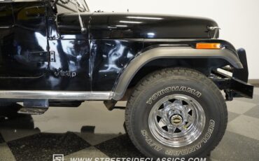 Jeep-Cj7-1979-Black-Black-37