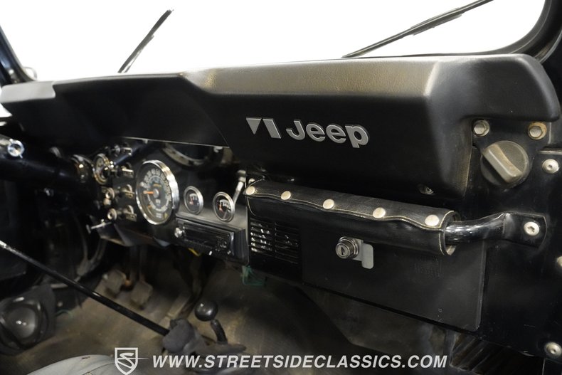 Jeep-Cj7-1979-Black-Black-46