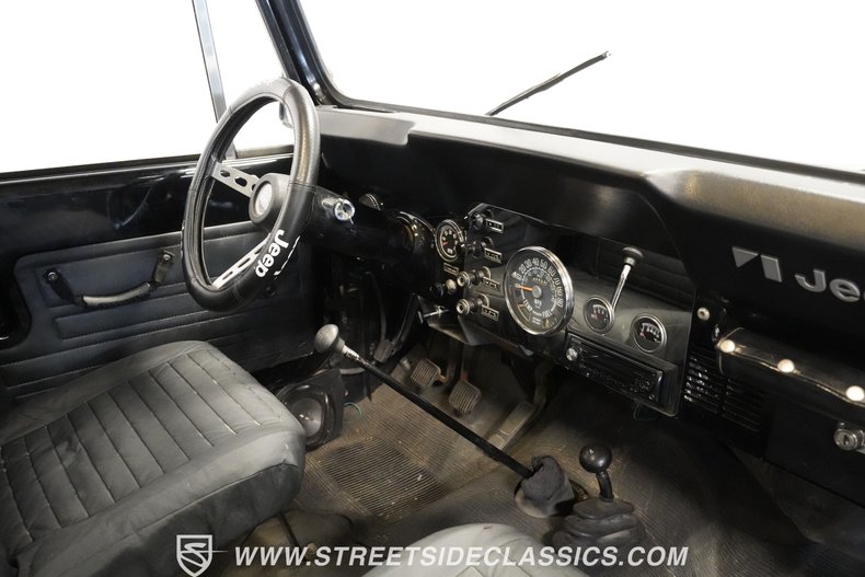 Jeep-Cj7-1979-Black-Black-47