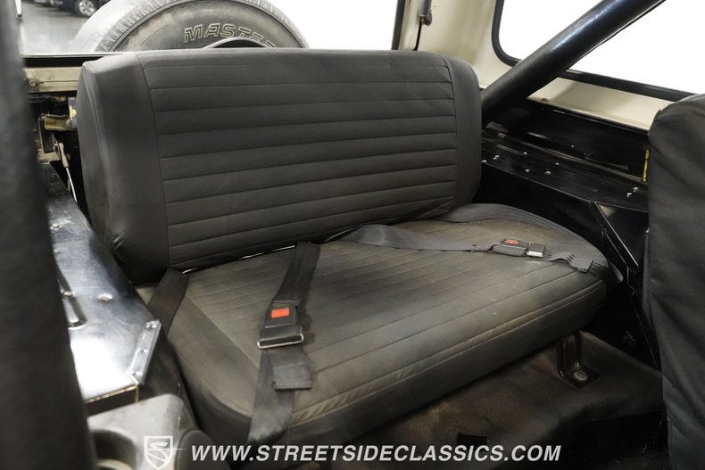 Jeep-Cj7-1979-Black-Black-5