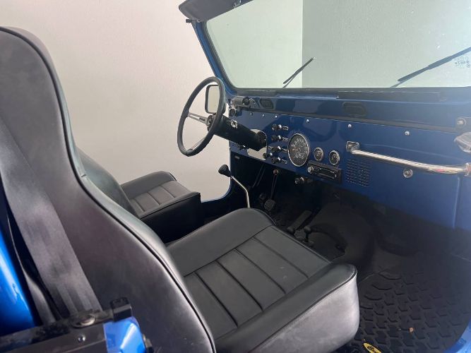 Jeep-Cj7-1980-Blue-4