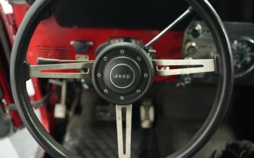 Jeep-Cj7-1980-Burgundy-Black-1
