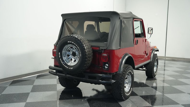 Jeep-Cj7-1980-Burgundy-Black-11