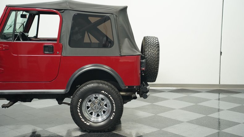 Jeep-Cj7-1980-Burgundy-Black-22