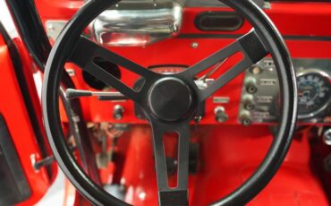 Jeep-Cj7-1980-Cardinal-Red-Black-ampamp-Red-2