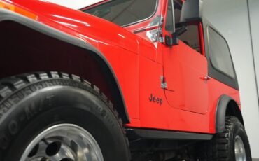 Jeep-Cj7-1980-Cardinal-Red-Black-ampamp-Red-23