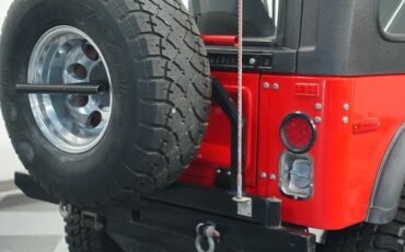 Jeep-Cj7-1980-Cardinal-Red-Black-ampamp-Red-26
