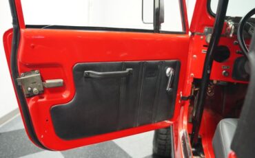 Jeep-Cj7-1980-Cardinal-Red-Black-ampamp-Red-36