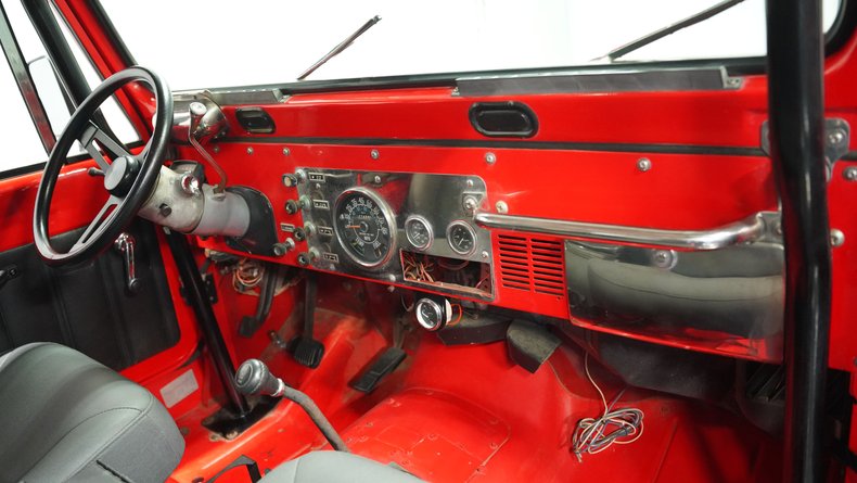 Jeep-Cj7-1980-Cardinal-Red-Black-ampamp-Red-42