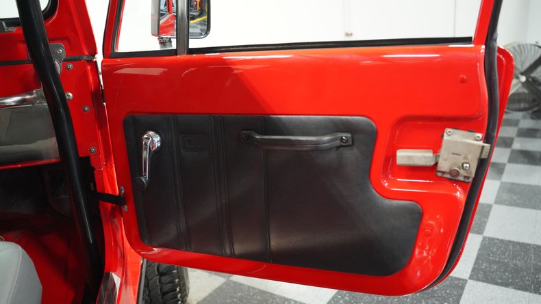Jeep-Cj7-1980-Cardinal-Red-Black-ampamp-Red-45