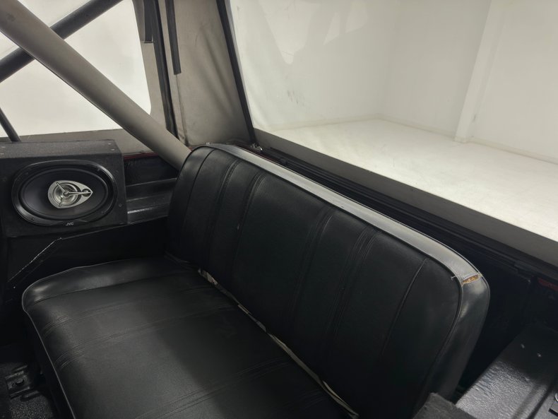 Jeep-Cj7-1980-Dark-Red-Metallic-Black-28