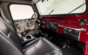 Jeep-Cj7-1980-Dark-Red-Metallic-Black-31