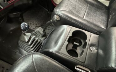Jeep-Cj7-1980-Dark-Red-Metallic-Black-38