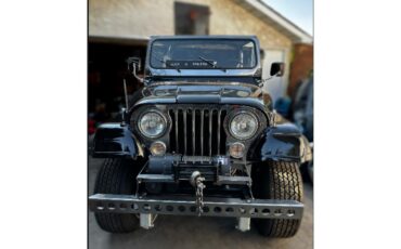 Jeep-Cj7-1981-Black-Black-1