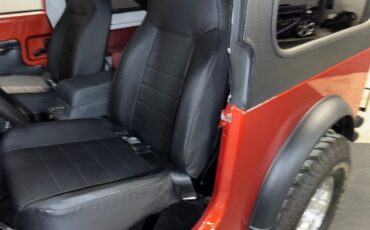 Jeep-Cj7-1981-Rust-Orange-Black-14
