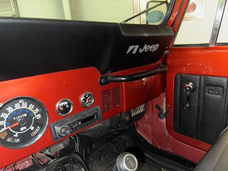 Jeep-Cj7-1981-Rust-Orange-Black-16