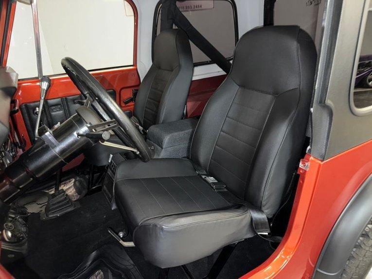 Jeep-Cj7-1981-Rust-Orange-Black-21
