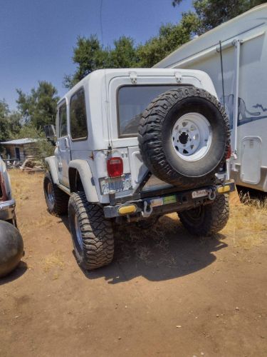 Jeep-Cj7-1982-9
