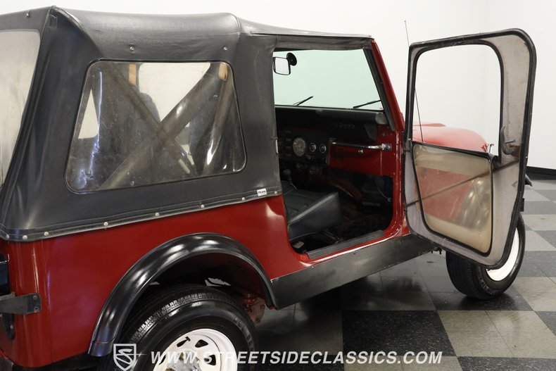 Jeep-Cj7-1982-Burgundy-Black-48