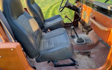 Jeep-Cj7-1983-10