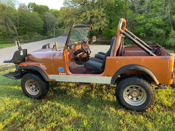 Jeep-Cj7-1983-2