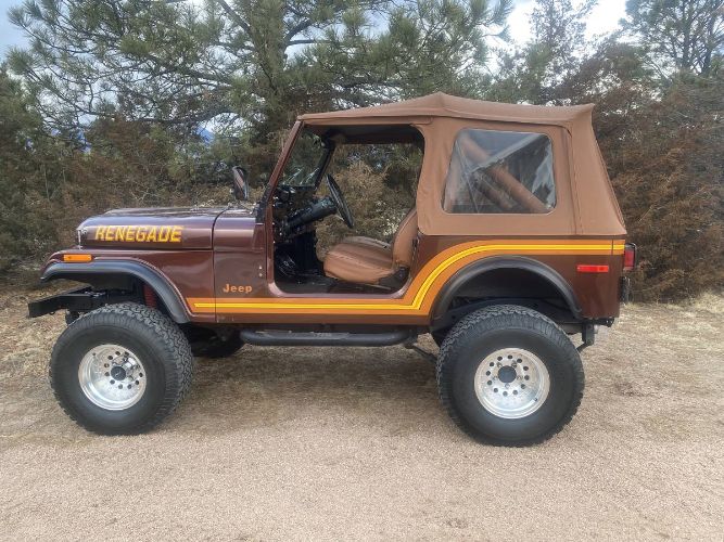 Jeep-Cj7-1983-3