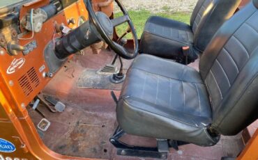 Jeep-Cj7-1983-4