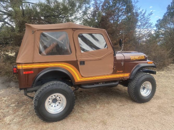 Jeep-Cj7-1983-7
