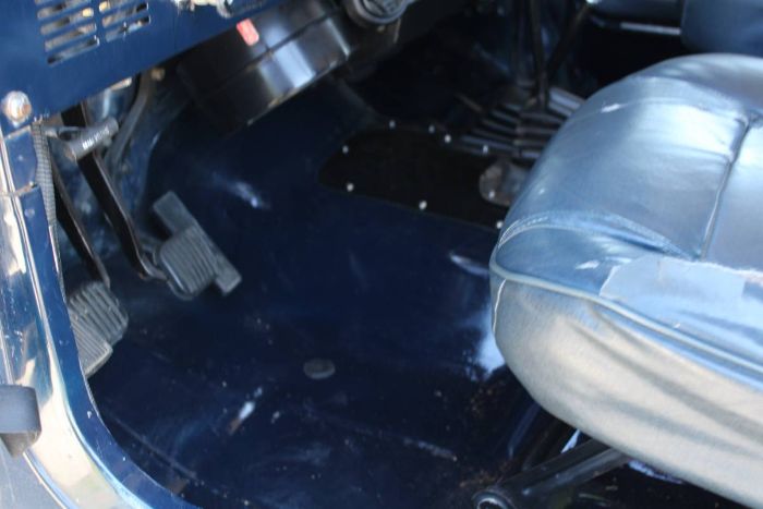 Jeep-Cj7-1983-Blue-11