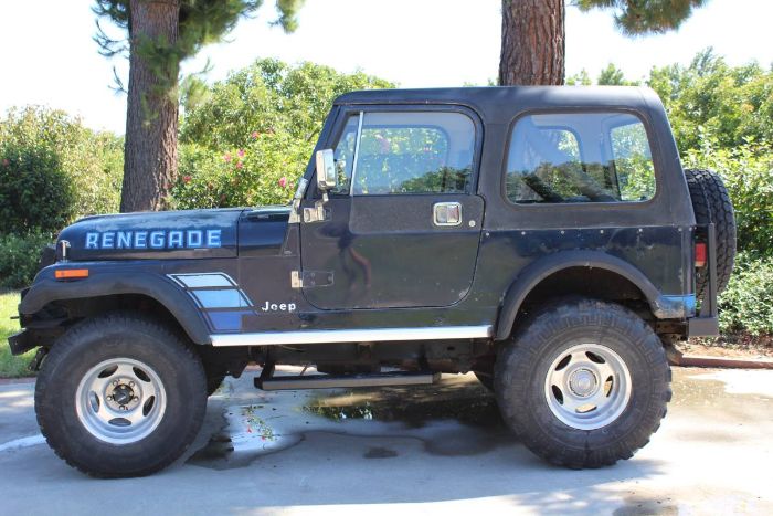 Jeep-Cj7-1983-Blue-21