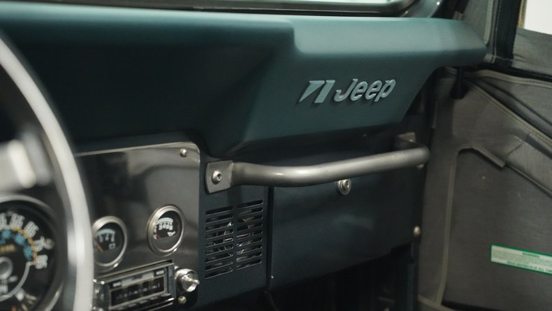 Jeep-Cj7-1983-Blue-Gray-Metallic-Slate-Blue-38