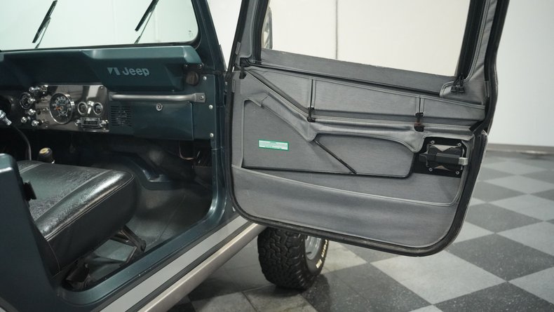 Jeep-Cj7-1983-Blue-Gray-Metallic-Slate-Blue-48