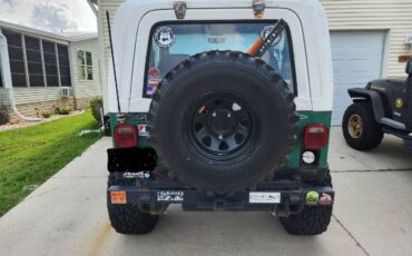 Jeep-Cj7-1983-Green-11