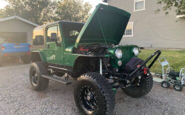 Jeep-Cj7-1983-Green-12
