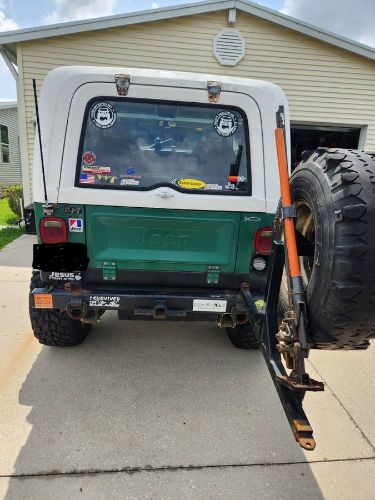 Jeep-Cj7-1983-Green-14