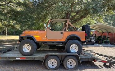 Jeep-Cj7-1983-Orange