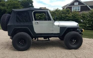 Jeep-Cj7-1983-Silver-16