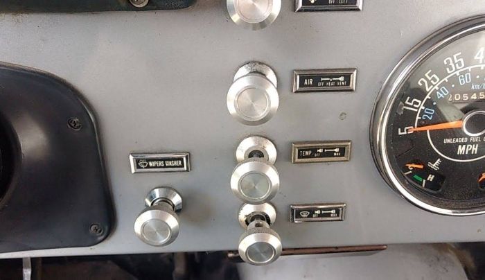 Jeep-Cj7-1983-Silver-2