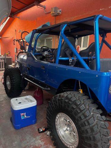 Jeep-Cj7-1984-3