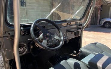 Jeep-Cj7-1984-Gray-11