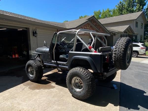 Jeep-Cj7-1984-Gray-13