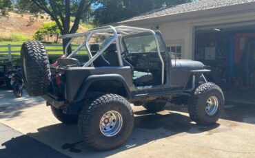 Jeep-Cj7-1984-Gray-2