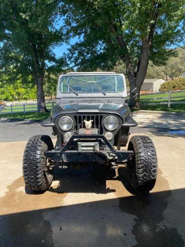 Jeep-Cj7-1984-Gray-4