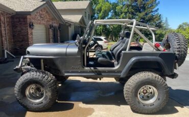 Jeep-Cj7-1984-Gray-5