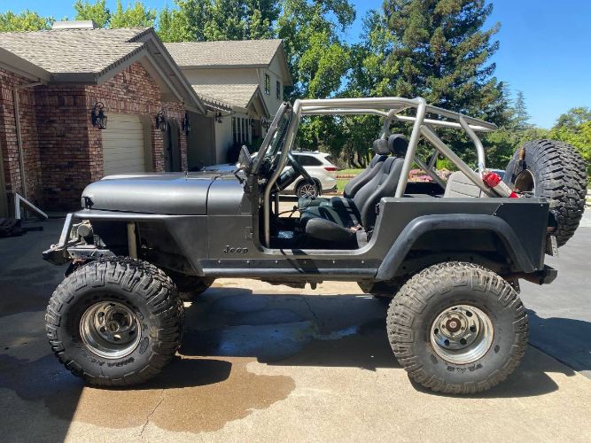 Jeep-Cj7-1984-Gray-5