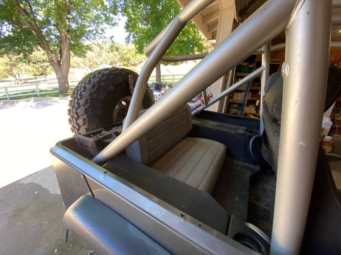 Jeep-Cj7-1984-Gray-7