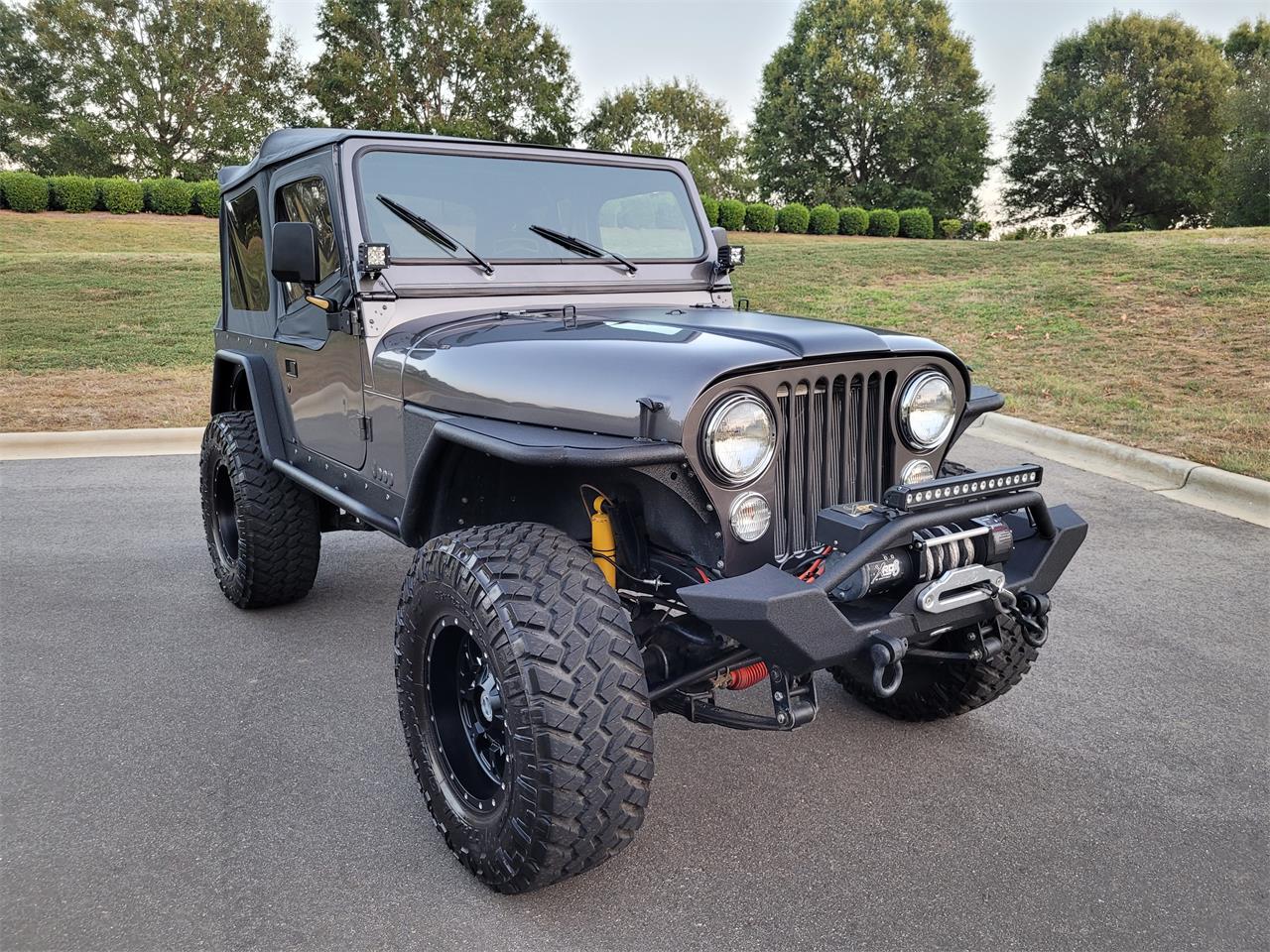 Jeep-Cj7-1984-Grey-Black-1