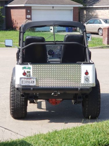 Jeep-Cj7-1984-White-1