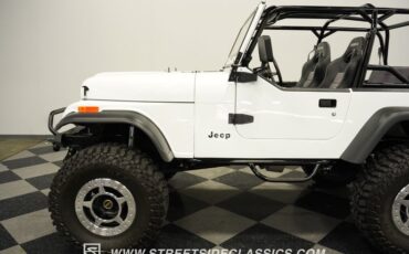 Jeep-Cj7-1984-White-Black-20