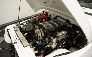 Jeep-Cj7-1984-White-Black-29
